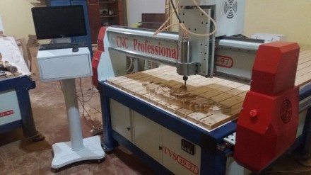 Станок фрезерный с ЧПУ  для резьбы 3D по дереву TVS-49-97